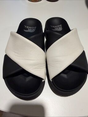 Sorel Black & White Crisscross Slide Sandals